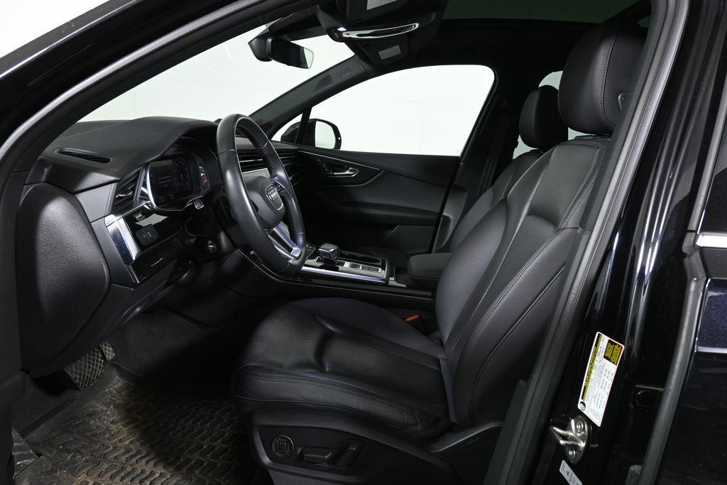 used 2020 Audi Q7 car, priced at $31,398