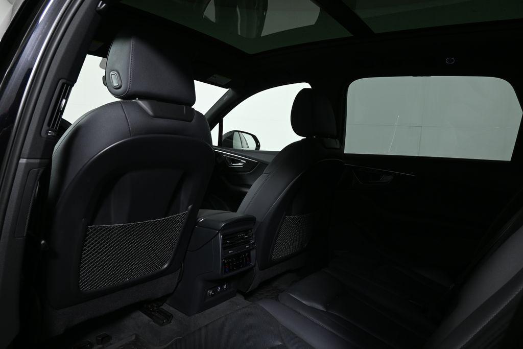 used 2020 Audi Q7 car, priced at $31,398