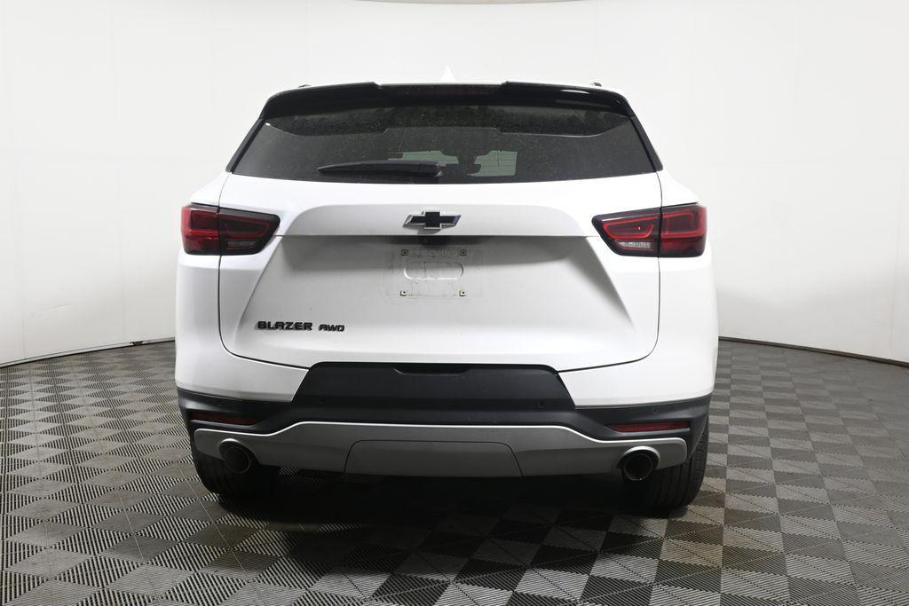used 2025 Chevrolet Blazer car, priced at $34,398