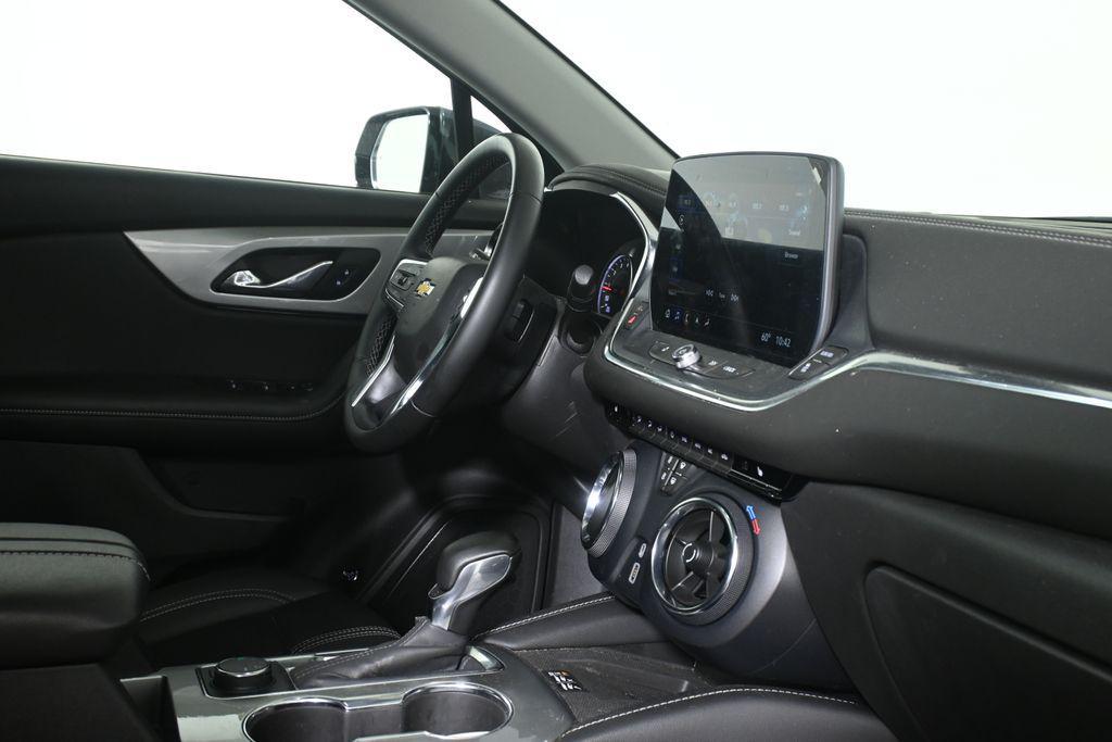 used 2025 Chevrolet Blazer car, priced at $34,398