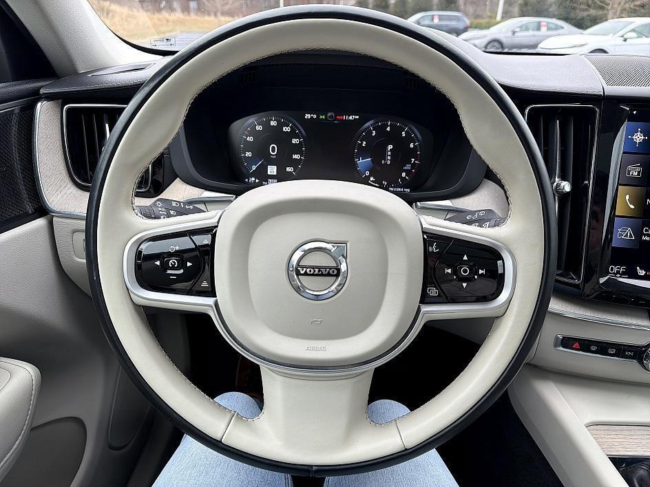 used 2021 Volvo XC60 car, priced at $23,730