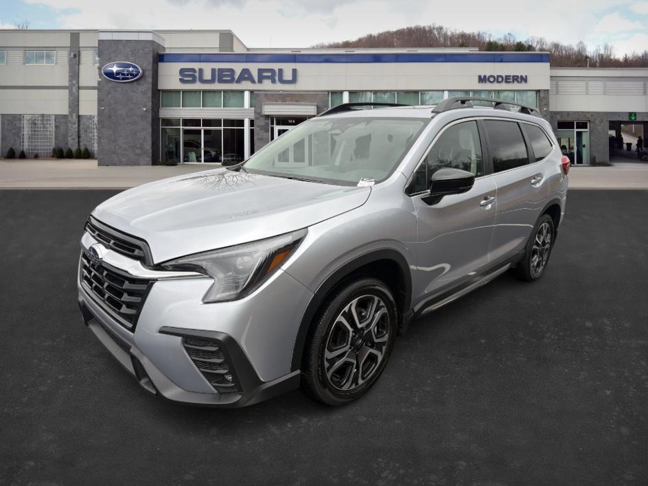 used 2025 Subaru Ascent car, priced at $40,658