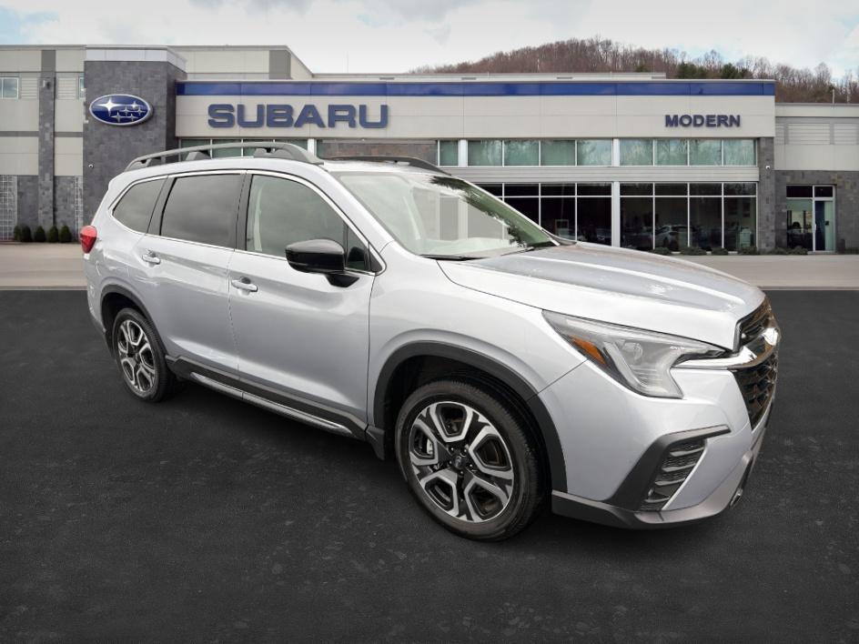 used 2025 Subaru Ascent car, priced at $40,658