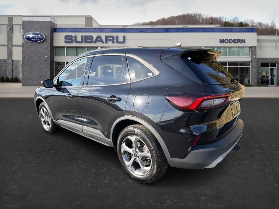 used 2025 Ford Escape car, priced at $25,295