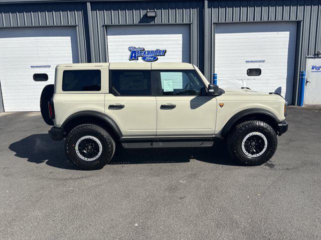 new 2025 Ford Bronco car, priced at $62,183