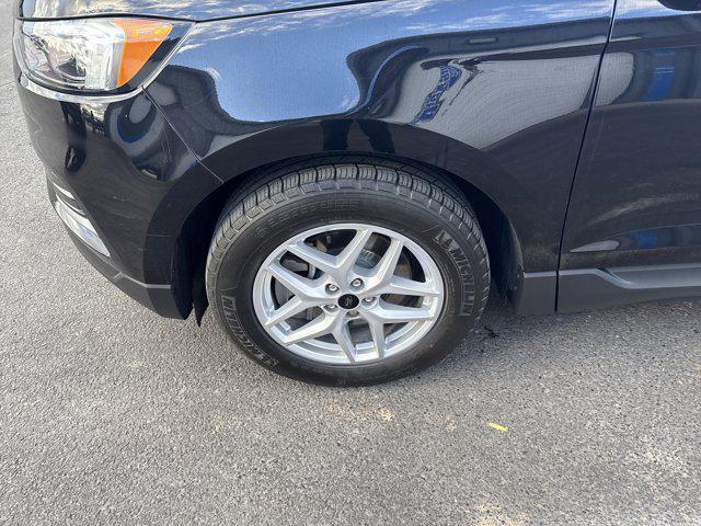 used 2024 Ford Edge car, priced at $22,200