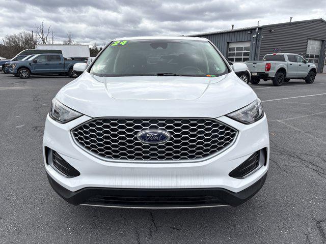 used 2024 Ford Edge car, priced at $22,400