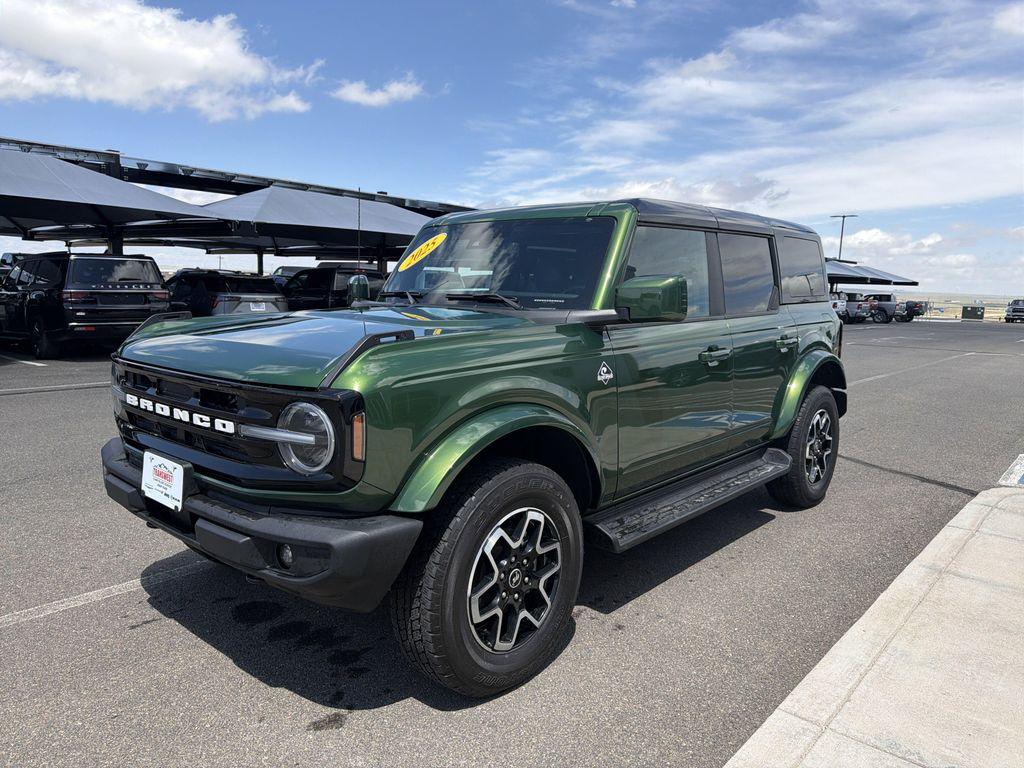 used 2025 Ford Bronco car, priced at $45,284
