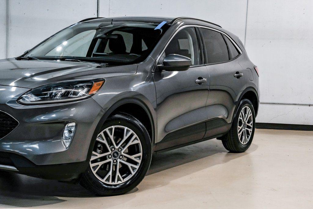 used 2021 Ford Escape car, priced at $13,996