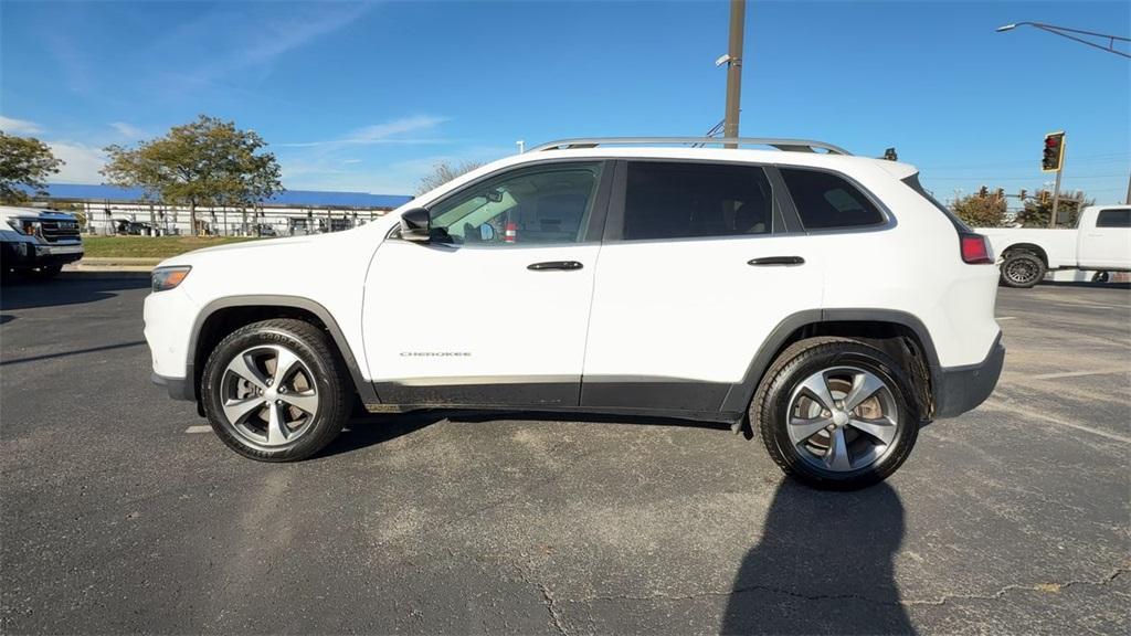 used 2020 Jeep Cherokee car, priced at $15,991