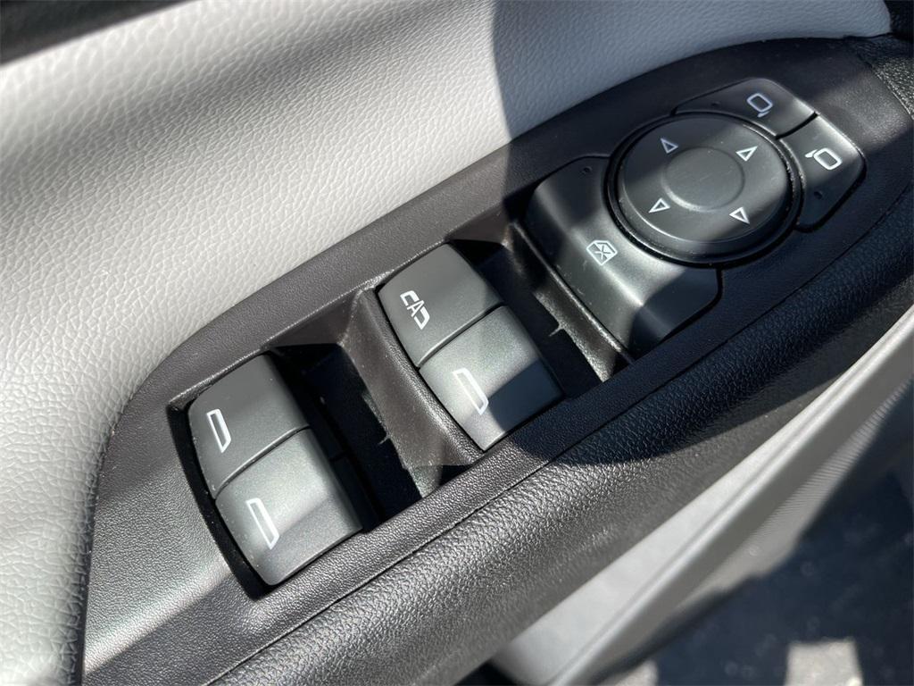 used 2022 Chevrolet Equinox car, priced at $17,990