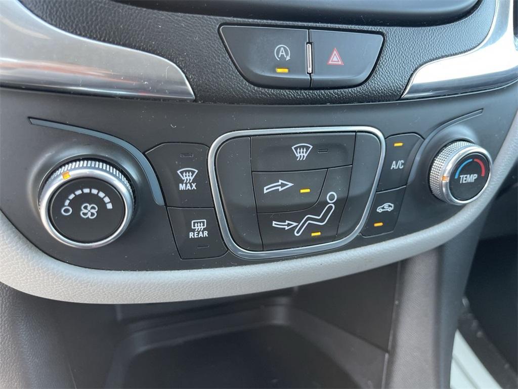 used 2022 Chevrolet Equinox car, priced at $17,990