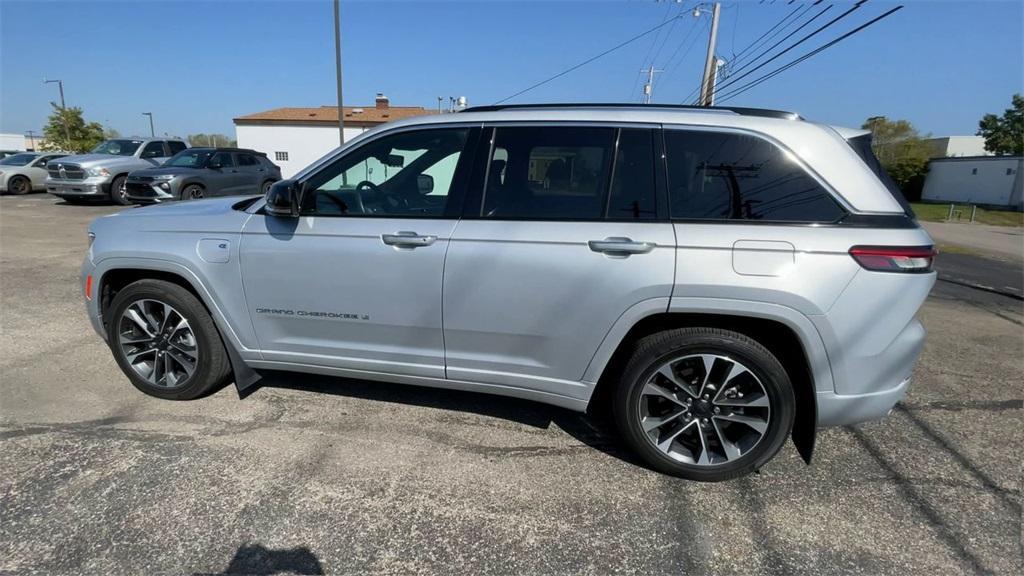used 2022 Jeep Grand Cherokee 4xe car, priced at $31,990