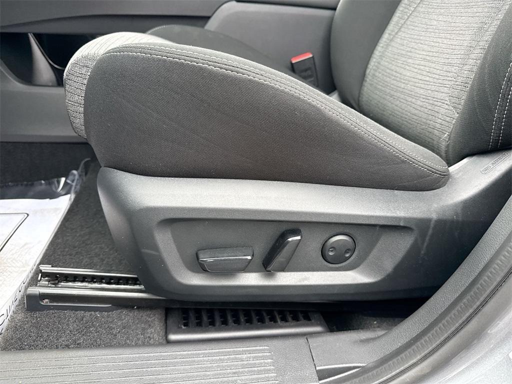 used 2022 Nissan Rogue car, priced at $21,991