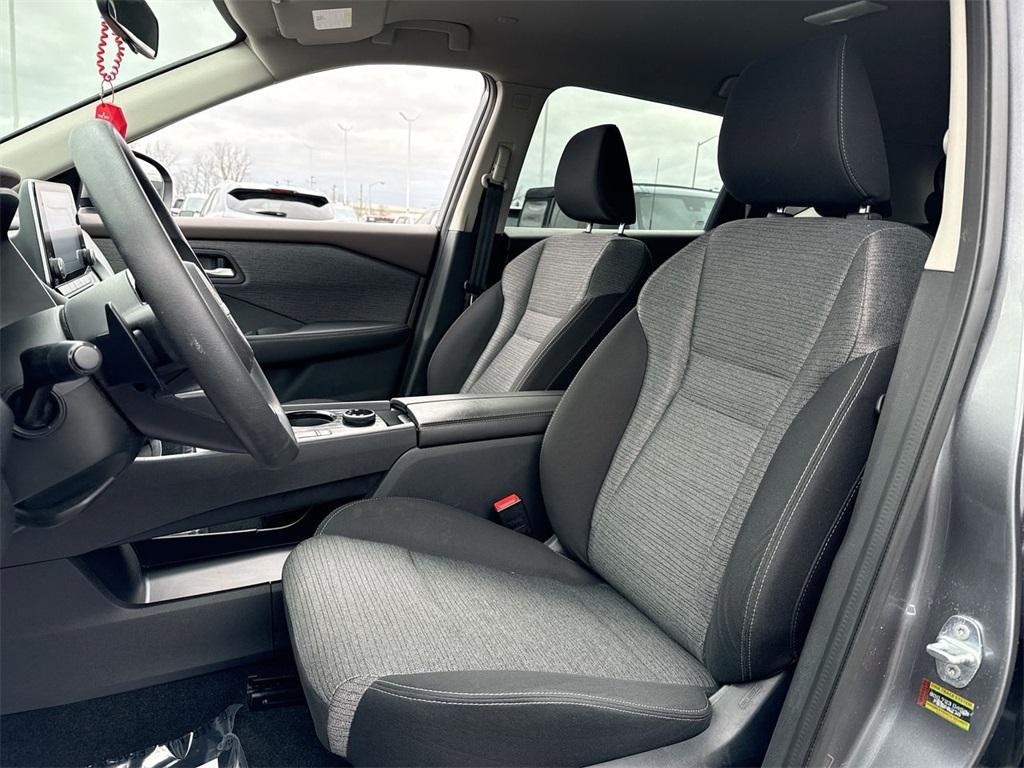 used 2022 Nissan Rogue car, priced at $21,991