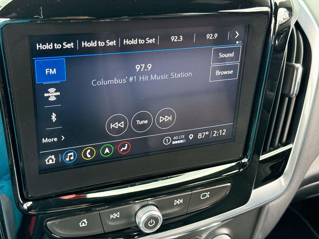 used 2022 Chevrolet Traverse car, priced at $34,388