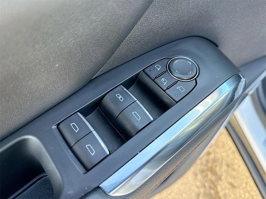 used 2024 Chevrolet Traverse car, priced at $48,790