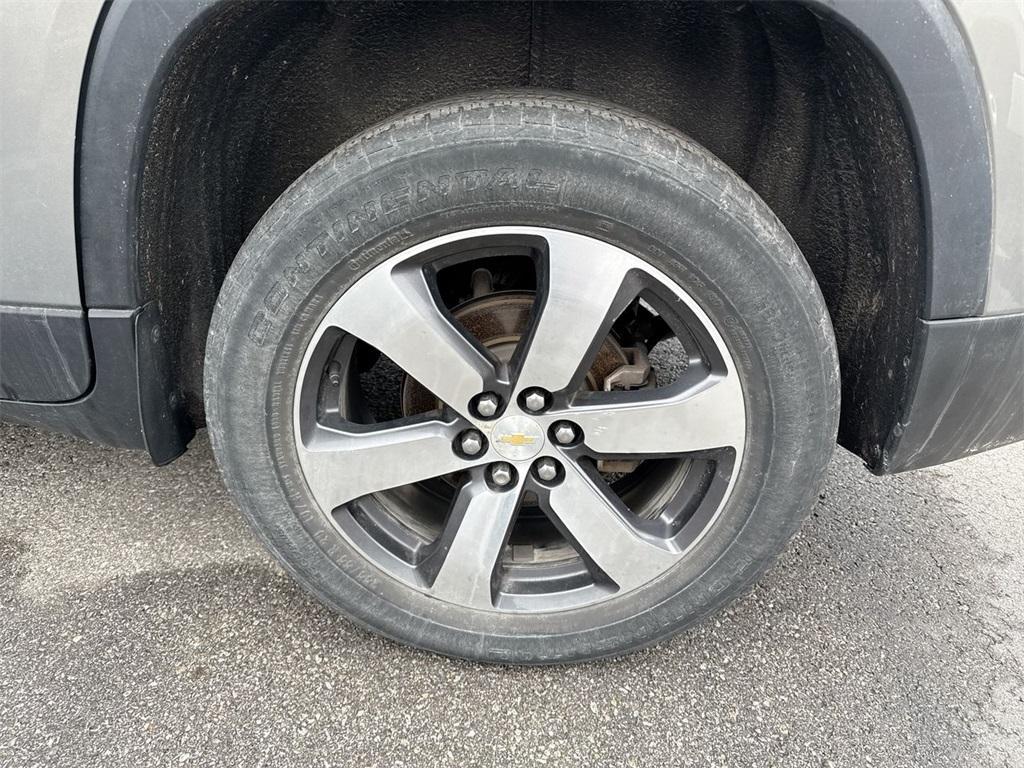 used 2018 Chevrolet Traverse car, priced at $15,990