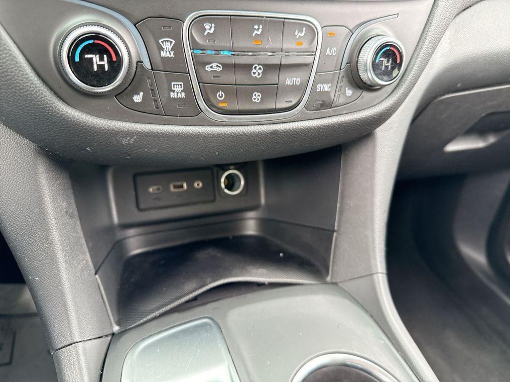used 2019 Chevrolet Equinox car, priced at $13,288