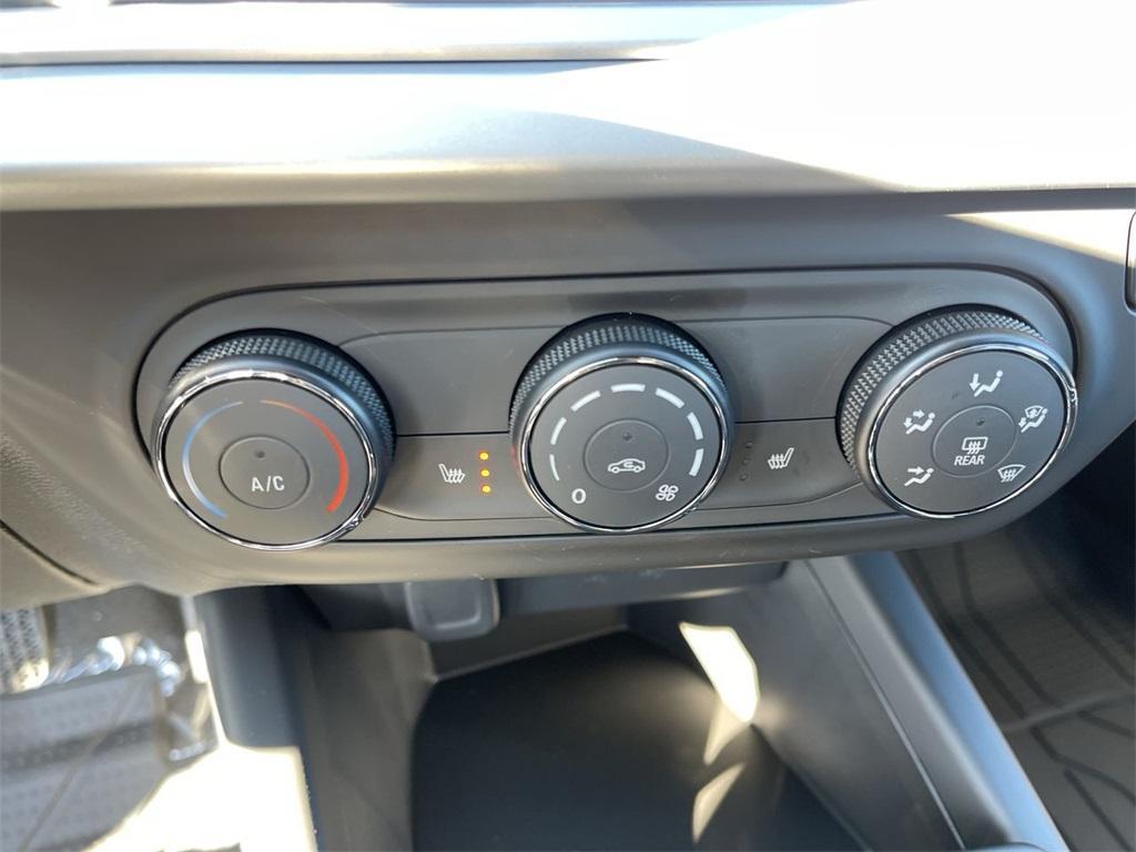 new 2026 Chevrolet Trax car, priced at $25,285