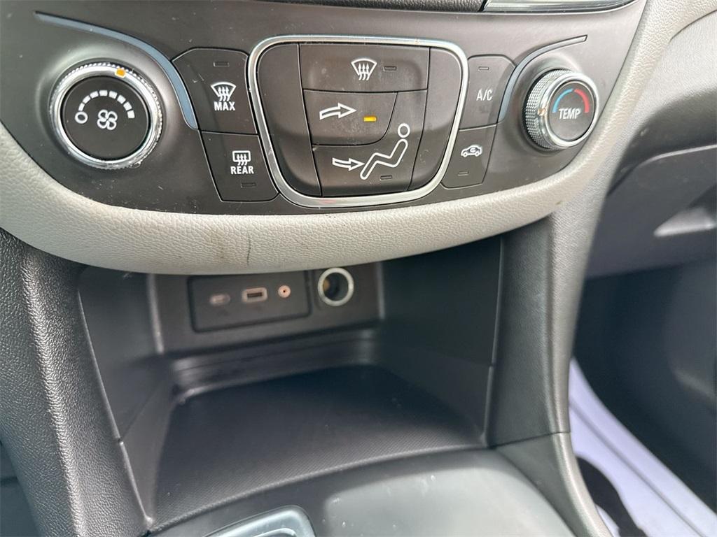 used 2023 Chevrolet Equinox car, priced at $18,781