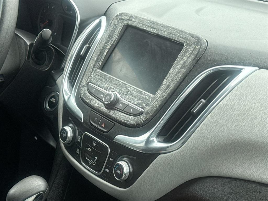 used 2023 Chevrolet Equinox car, priced at $18,990