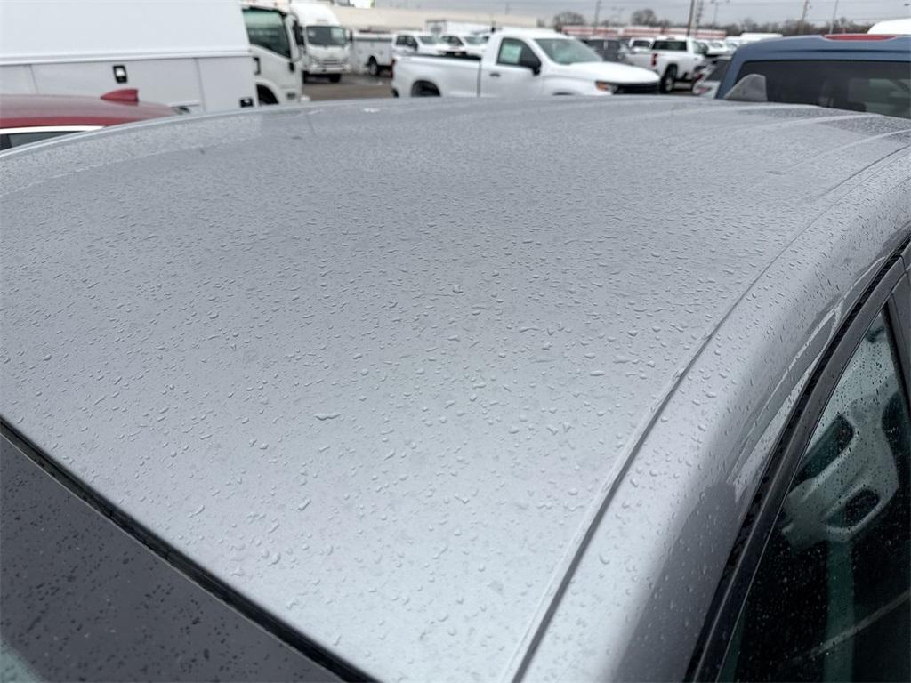 used 2023 Chevrolet Equinox car, priced at $18,990