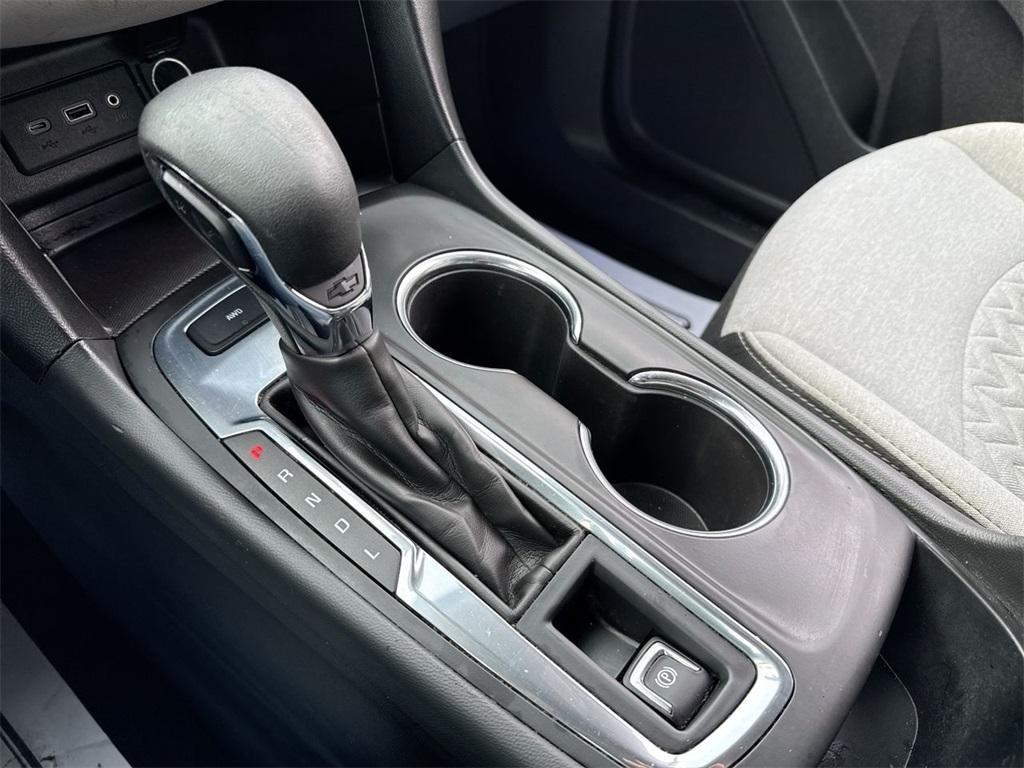 used 2023 Chevrolet Equinox car, priced at $18,781