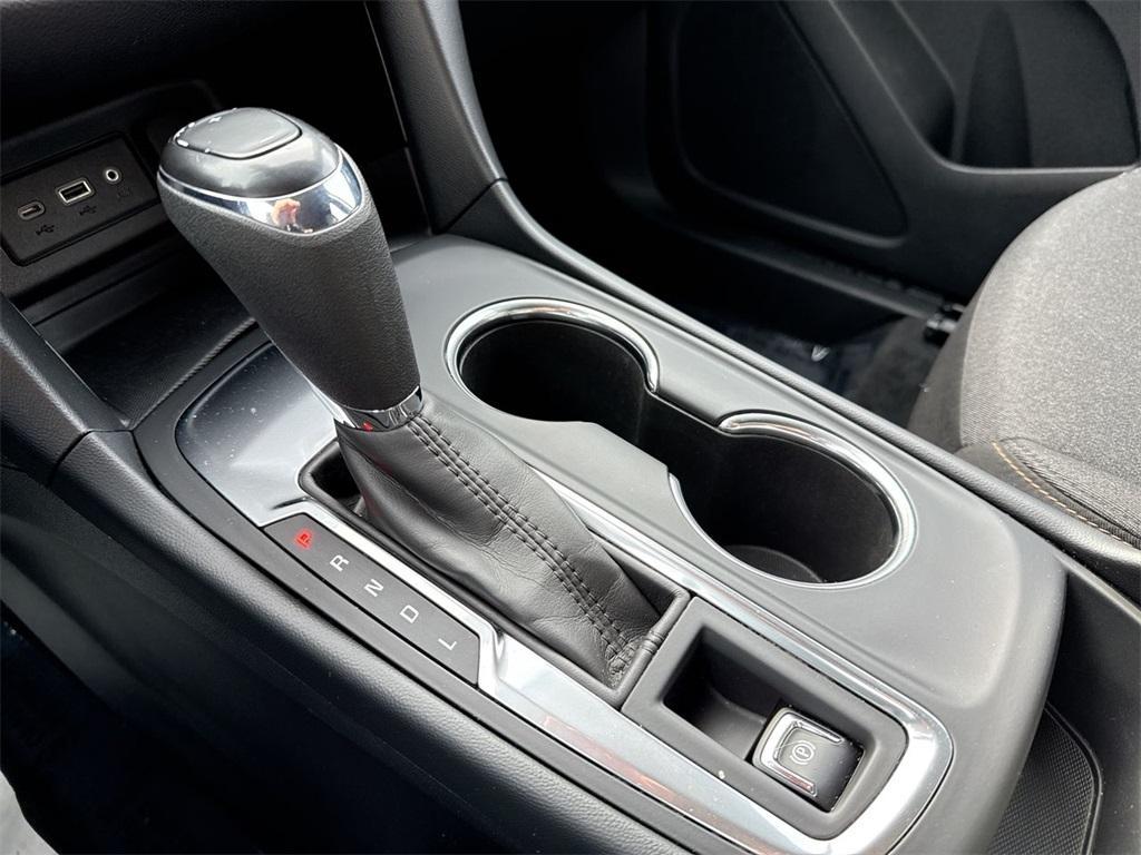 used 2020 Chevrolet Equinox car, priced at $18,990