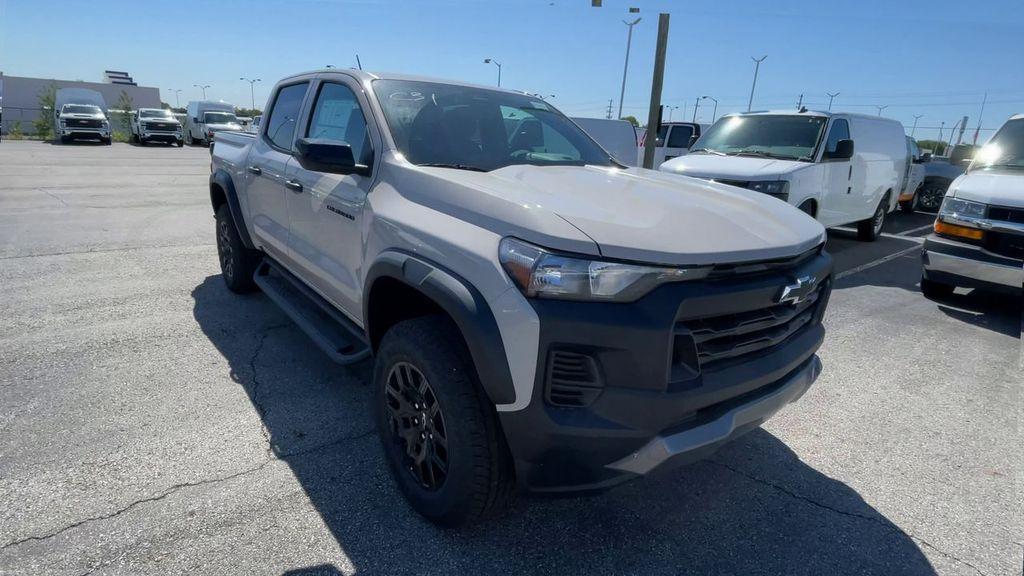 new 2026 Chevrolet Colorado car, priced at $43,335