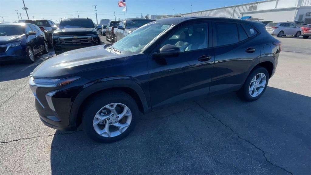 new 2026 Chevrolet Trax car, priced at $24,280