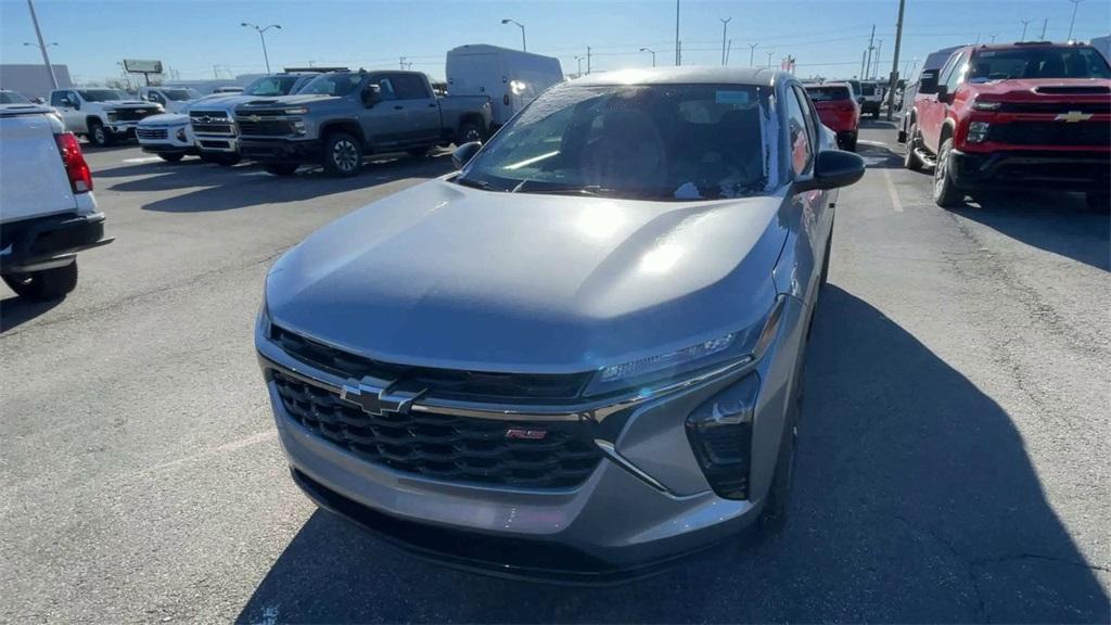 new 2026 Chevrolet Trax car, priced at $25,285