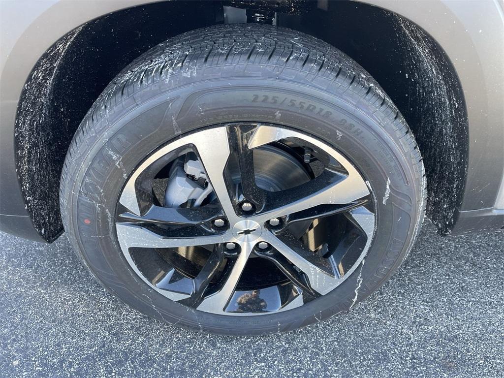 new 2026 Chevrolet Trax car, priced at $25,285