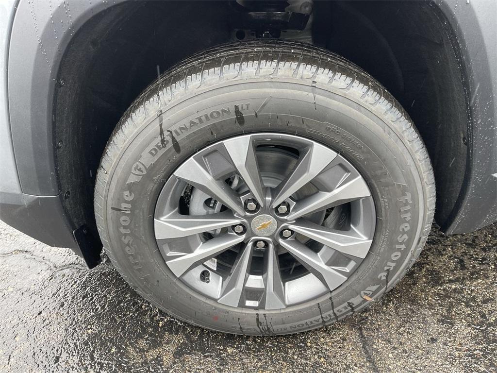 new 2026 Chevrolet Equinox car, priced at $30,170