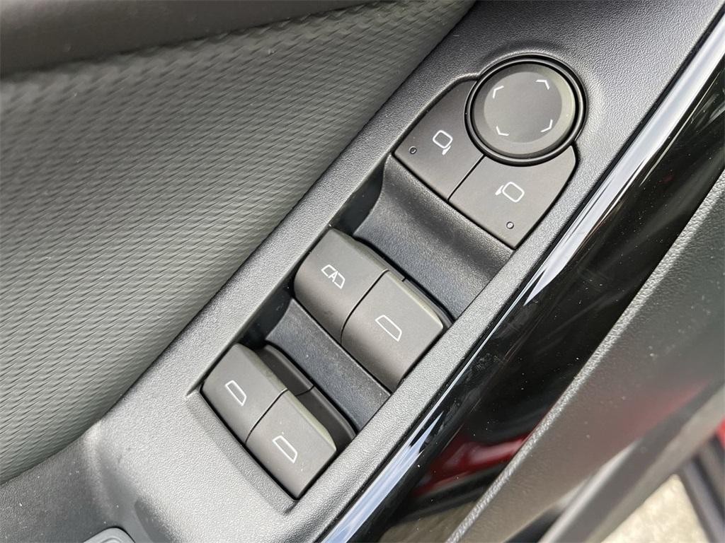 new 2026 Chevrolet Equinox car, priced at $28,315