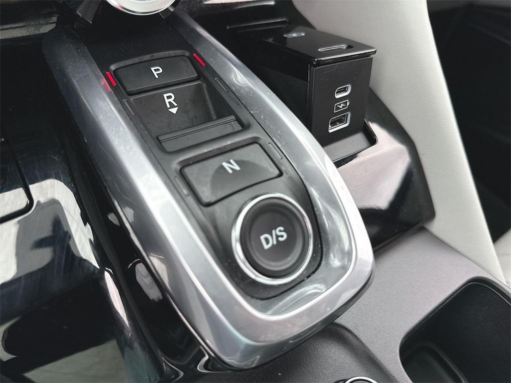 used 2023 Acura MDX car, priced at $41,490