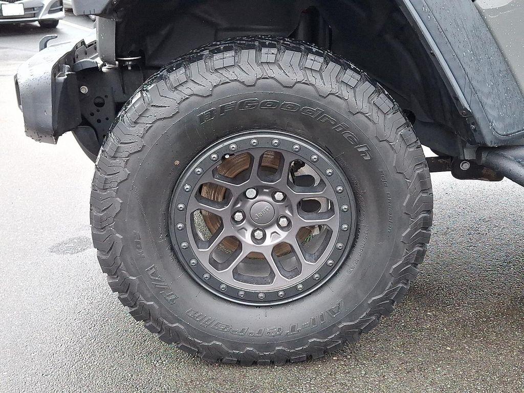 used 2022 Jeep Wrangler Unlimited car, priced at $32,295