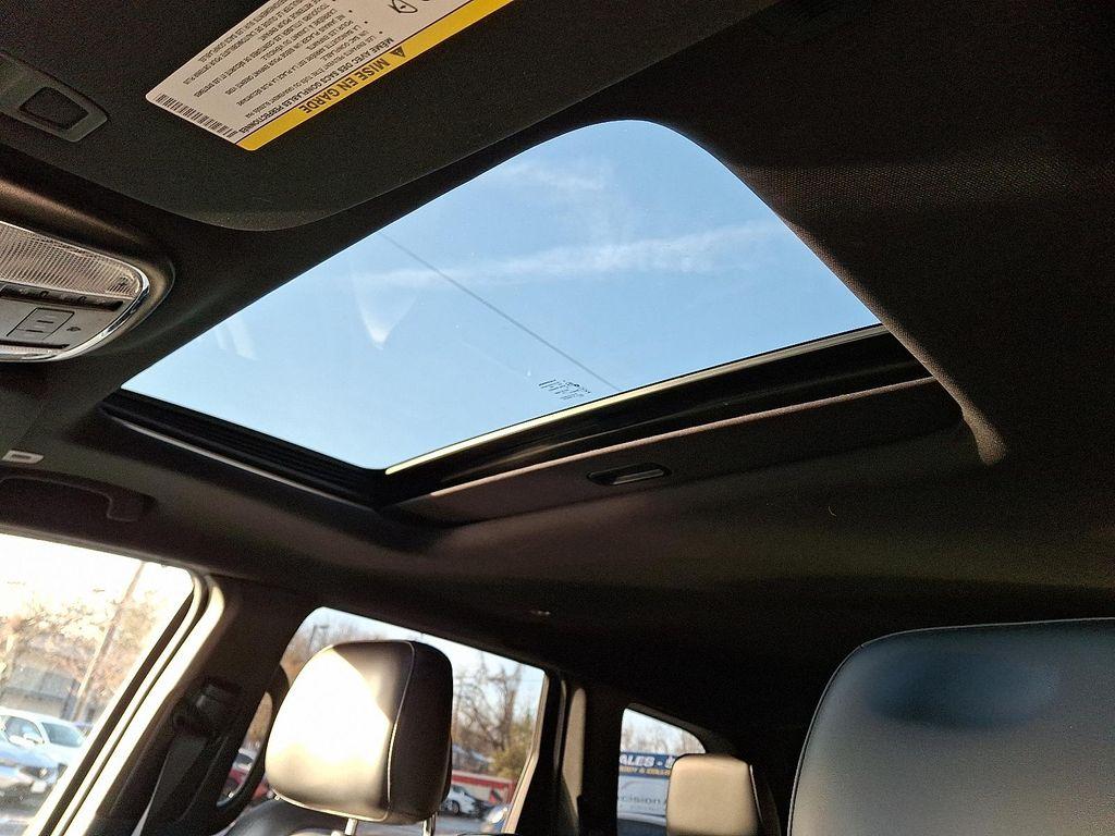 used 2019 Jeep Grand Cherokee car, priced at $19,595