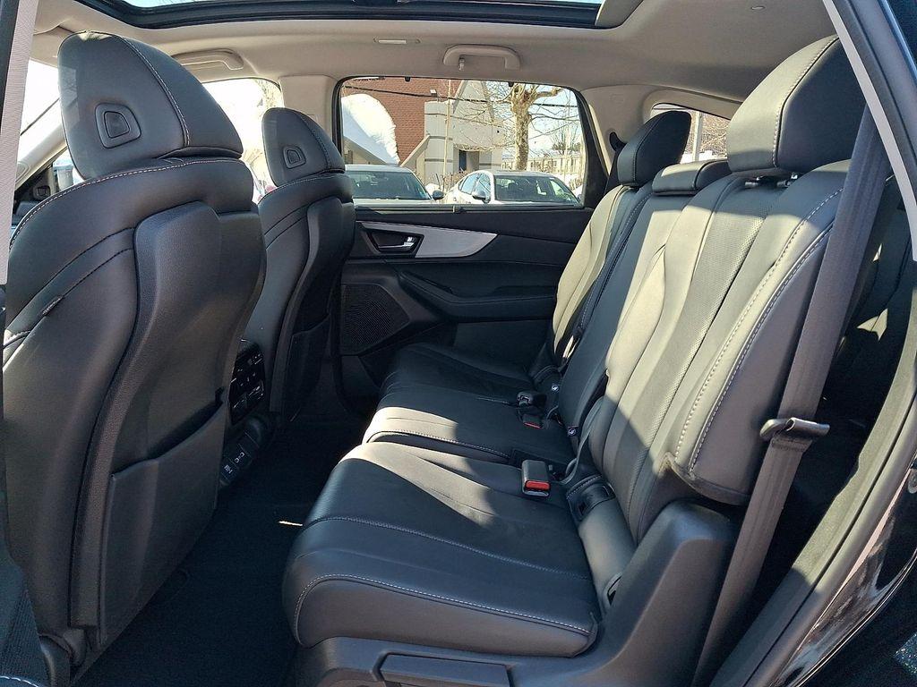 used 2023 Acura MDX car, priced at $38,995