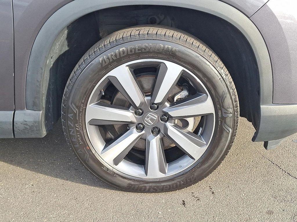 used 2023 Honda Pilot car, priced at $37,995