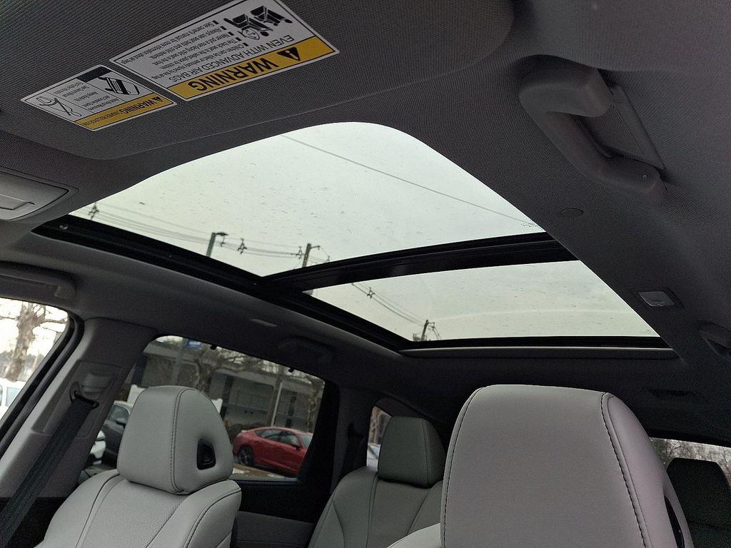 used 2023 Acura MDX car, priced at $41,995