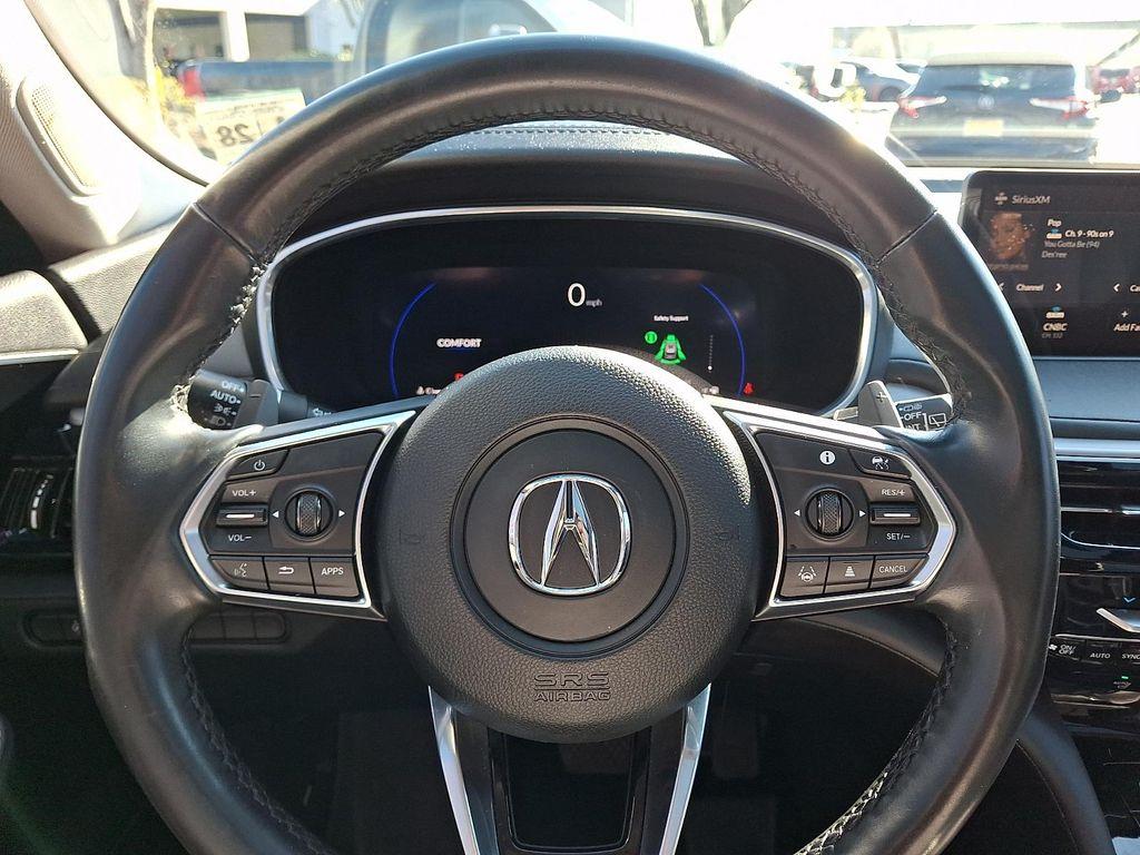 used 2023 Acura MDX car, priced at $38,995
