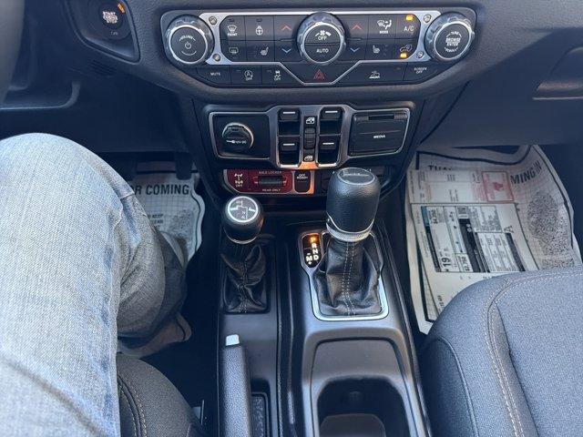 new 2025 Jeep Gladiator car, priced at $52,181