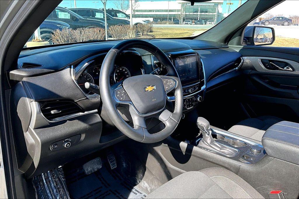 used 2023 Chevrolet Traverse car, priced at $26,975