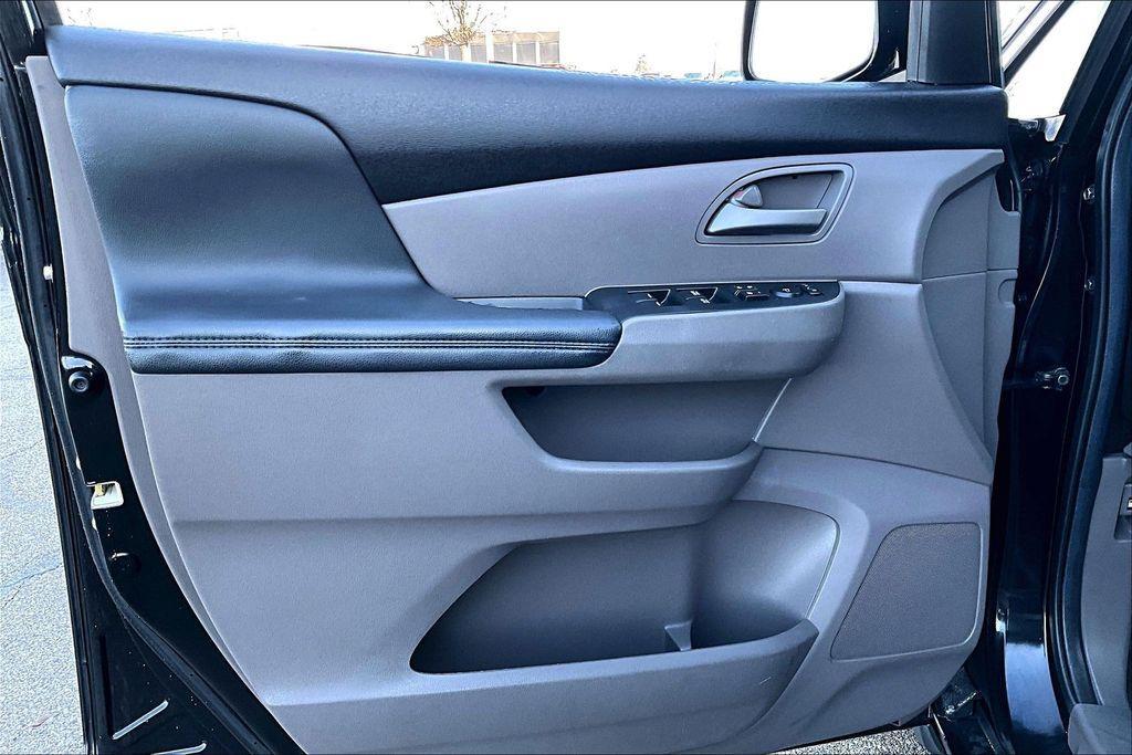 used 2012 Honda Odyssey car, priced at $7,847