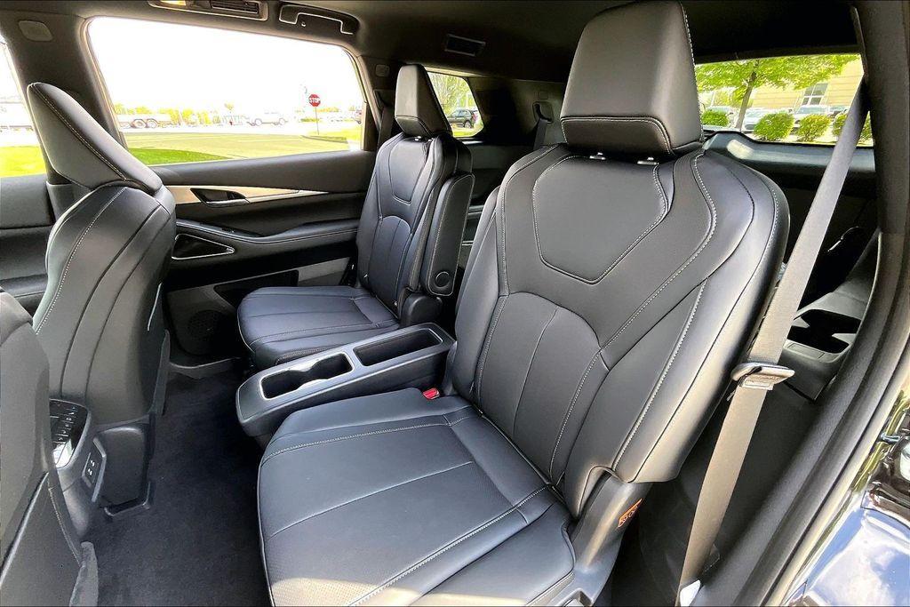 new 2027 INFINITI QX60 car, priced at $62,912