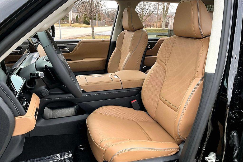 new 2026 INFINITI QX80 car, priced at $91,428