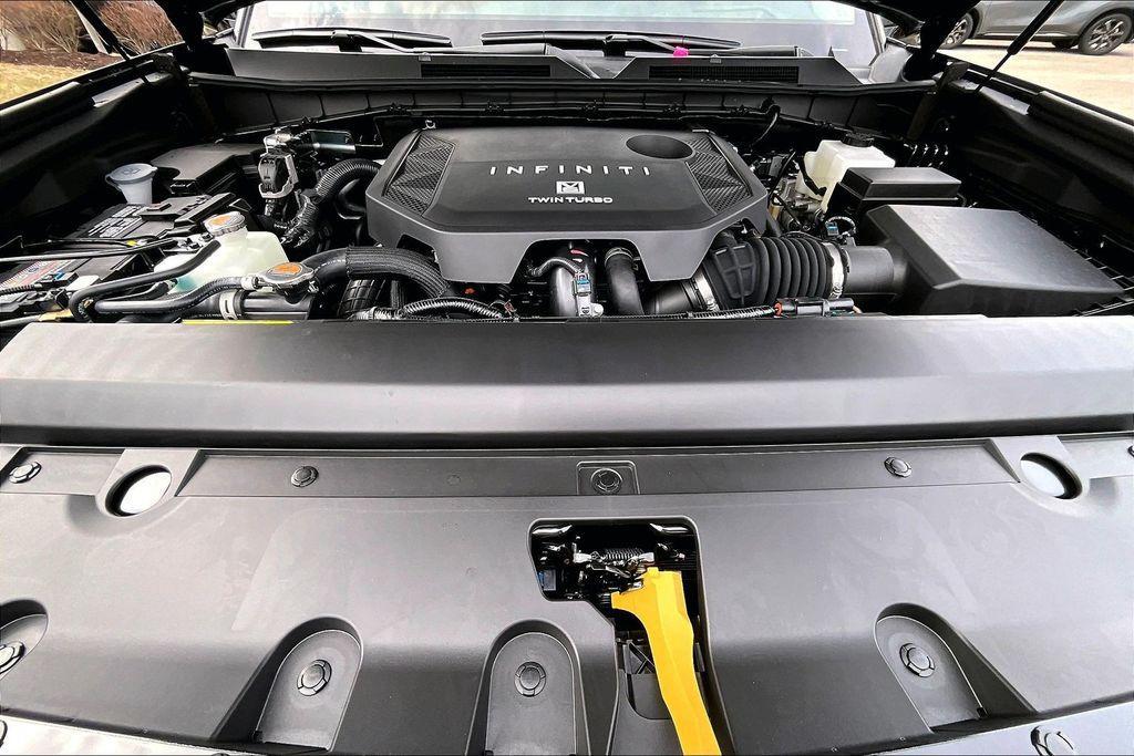 new 2026 INFINITI QX80 car, priced at $91,428