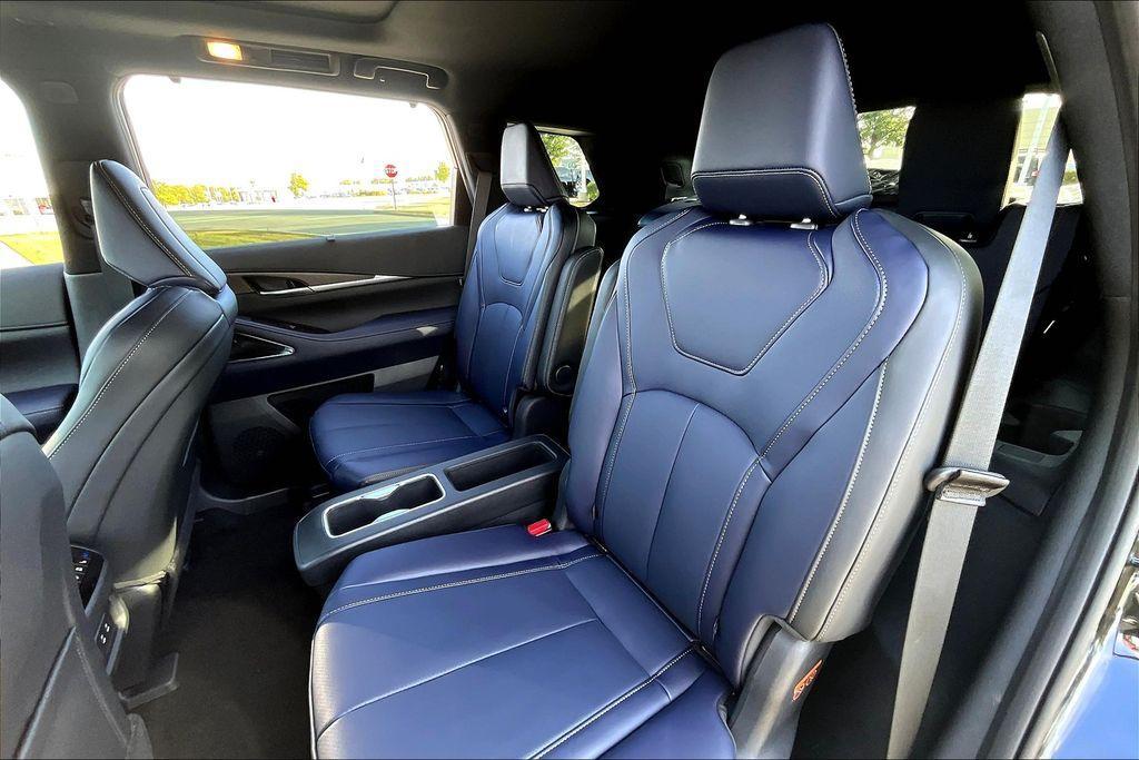 new 2026 INFINITI QX60 car, priced at $61,677