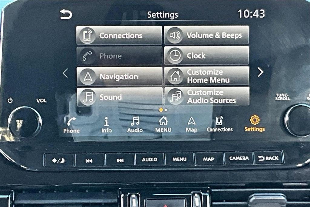 2022 Gun Metallic Nissan Pathfinder